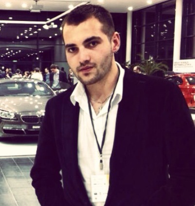 Hustler. Product Analyst. UI/UX Designer. UCL MSc Entrepreneurship. Love minimalism, books and networking.