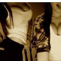 I`m fun & i follow back follow me! :* ♥