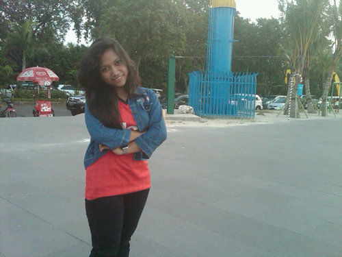 My name is INTAN PERMATASARI | was born on MEI 07 1994 | lovely Manchaster United @UtdIndonesia @unitedarmyfc @indomanutd | ™ ☺