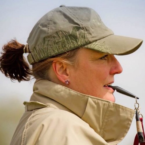 A quality gundog training establishment run by Sue Hutton, an A Panel Retriever Judge with vast knowledge in all aspects of the gundog world.
