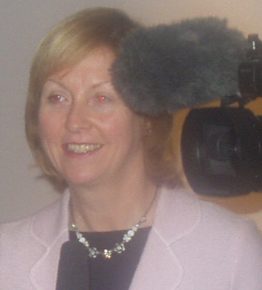 LLJourn's profile picture. Broadcaster, radio presenter, TV reporter, BBC Digital Curation, lecturer.  Keen on mojo, Codeword, making podcasts, demystifying  business and politics.