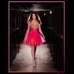 A mixture of unique collections, one off designer pieces and affordable yet fashionable evening and casual wear.