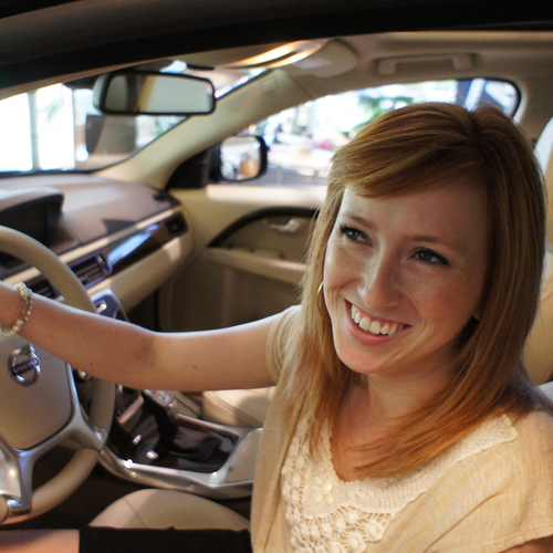 PVolvoHalie's profile picture. Lover of all things Swedish, fast & sparkly.