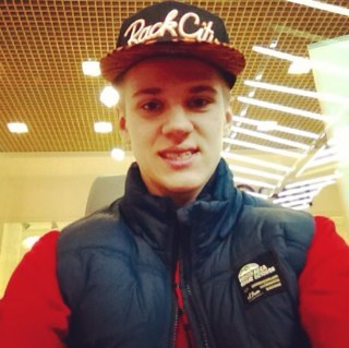 http://t.co/Ab1w3cDv ;
Instagram @vanya_ivanov
