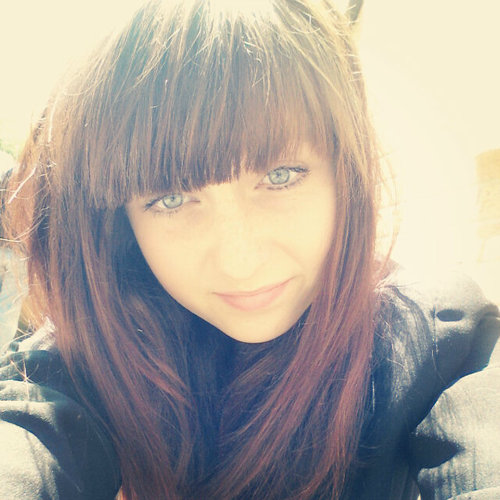 Frankie Robert Leslie Cocozza Tweeted Twice And Followed 21/04/13/15:21;D and 21/05/13/20:24 1st- He Loves Me 2st-Happy Birthday And He Loves Me Lots;D JEL? ILY