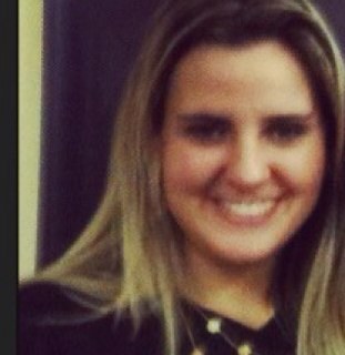 Filha e amiga do homem que mais nos amou neste mundo, Jesus ! 
Eu sou apaixonada por esse cara =]