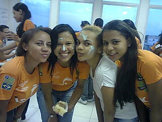 Amo minhas amigas e familias eles dsao td para mim!!!