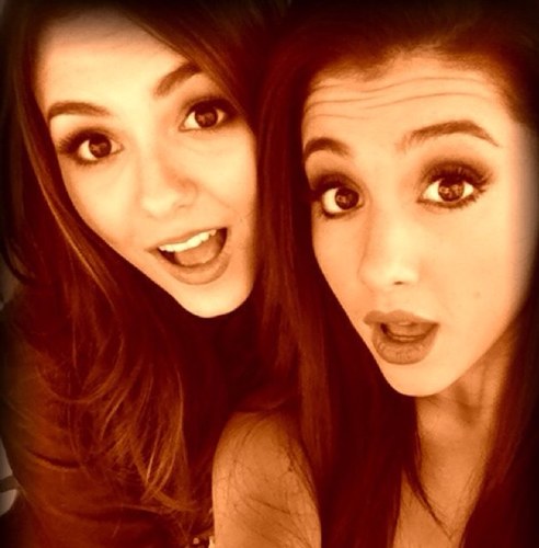 ❤Hey i love my daughter @KikiWaxJustice❤