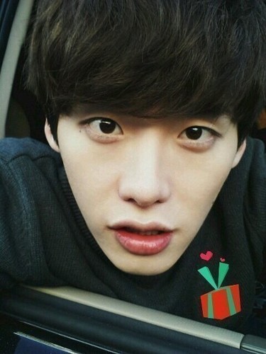 _wassup129's profile picture. 별글은 보고 오는게 좋을 것 같네.