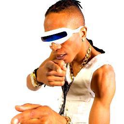 Richie Longomba is an urban Afro/pop artist musician with one of the most complex and unique Congolese Rumba animation skills. Making him one of a kind.
