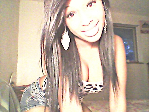 SkyPerez2's profile picture. ♡§mile because your beautiful and god knows your worth it. ♥