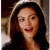 Llegué a Mystic Falls con la misión de romper los vínculos de los híbridos de Klaus. Soy amiga de Tyler. No cabrees a la lobita o te morderá.