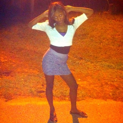 MY NAME IS LE'DERRICKA SHANTA HOLCOMBE. IM 20 YEARS OLD...#COLLEGELIFE #TAKEN #WORKIN TOWARDS DA FUTURE..LIVES IN BHAM #trackstar#future#wifey