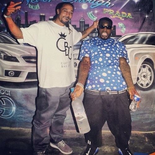 TruStoryUncut's profile picture. Im' thuggin dat be my religion.....so pay Attention!