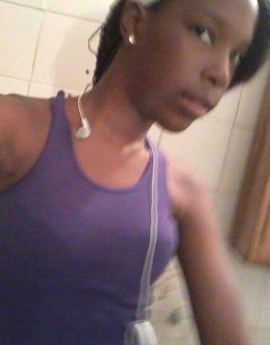 yovanna428's profile picture. internet