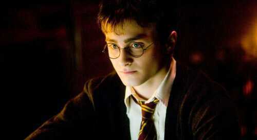Hi I harry potter Ron and hermione are my freinds RP single