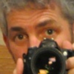 Survivor of 3 phenomenal tech startups and 4 brilliant teenagers. Now I help small businesses, artists and nonprofits make a good first impression with video.