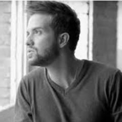 Me Encanta Pablo Alboran ; pienso que es una persona Increiiible y el mejor :) 
Es......Perfectoo :)