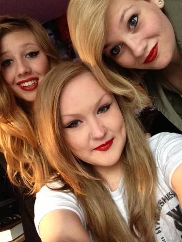 Three youtubers. Ellie, Leanne and Millie,  this is our joint Twitter account. We follow back XD 
http://t.co/M66dIvq7xF