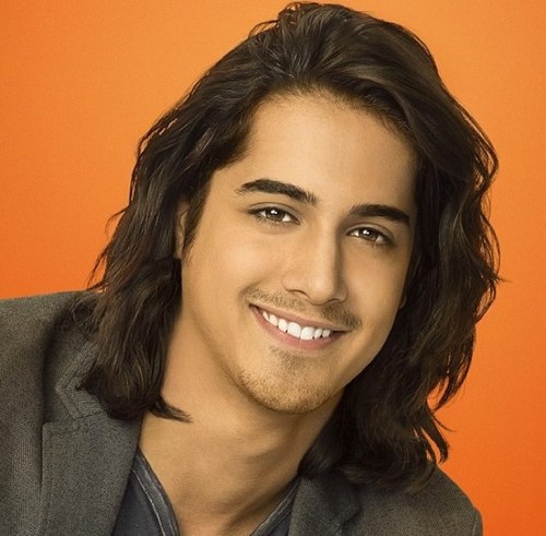 TheDannyDesai's profile picture. My life is twisted. I may have killed my aunt when I was a kid but I'm a normal human being. I'm not a sociopath. {Not Avan, he's @ATJogia.}