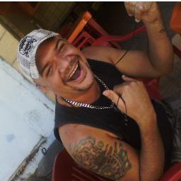 quero continuar louco, vivendo minha vida da maneira que sonho, e não da maneira que os outros desejam