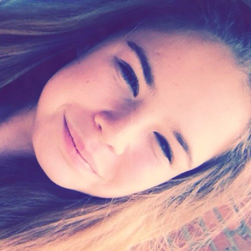 A Proud Mainiac ~ Rotterdam 010 ~ Thorbecke AC ~ 13 jaar ~ Instagram: Cutiieex ~ music ~ football ❤ MAINSTREET ! ~ I love you sweettie kuss @Demibonitax
