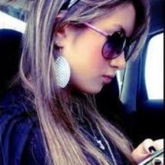 oxi bom adoro um skate,um celular,bom eu sou td de bom kkkkk. aei me segu q eu sigo de volta!!!
