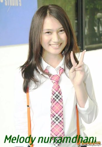 Melodii_JKT48's profile picture. •Sparkling member of JKT48
•Beauty will conquer misery 
•Pard of Melody JKT48
•I splash rainbow to color your day ♥