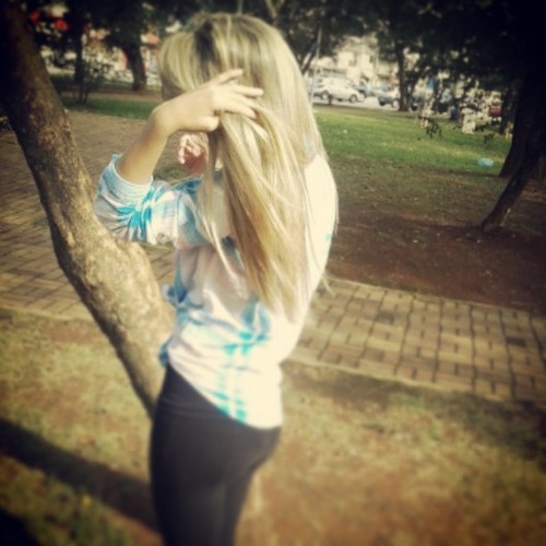 Entao aprendi que na vida tudo muda, quem antes era prioridade agora nao sei ao menos o nome ! Faz parte mermao ,mudanças sao precisas (: