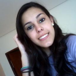 vou vivendo e tentando ser feliiz (y) 
por que é isso que importa (=...