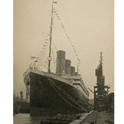 Olá pessoal eu sou uma grande fascinadora do Titanic e pesquiso sobre muita coisa , passageiros , oficiais etc.