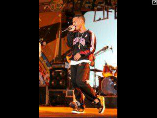 simple boy | Rapper | Streetball Player | Futsal Player | Guitar | Music | 27CA7350 | follback ? Just mention, thanks.