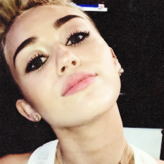 mileyccatchme's profile picture. De tudo um pouco. Twitter atualizado por Gab e Twilight.