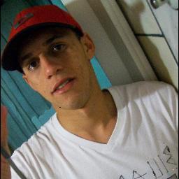 * Eu não desanimo não, pois Deus me da foorça 
para prosseguir e mostra qual é o meu talento Nesse Mundo Muito Loco *