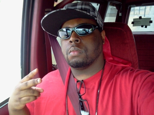 Im tha truth doe. need a women who gone be down with me, ill never do a women wrong. if ppl new my story doe.