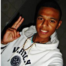 #FACEBOOK http://t.co/5fi5L47ziH