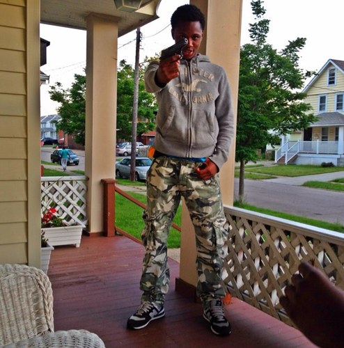 , Aint NOBODY Safe | RIP Rell, Quez , & Ralph | FREE BANK's | Kik Me : Frenchie_Hendrixx | IG: Fto_Frenchie