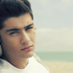 hellllllllooooooooooo I am a girl who follows every single person and this is the time to follw and follow back