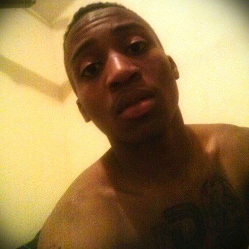 Look_at_AntMo's profile picture. 