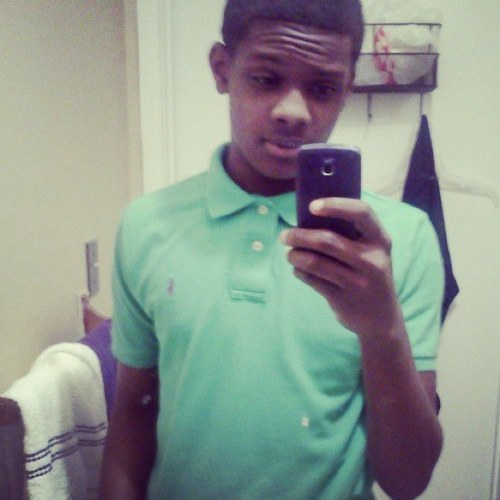 EVERYTHING TRILL 
Follow me and my twifey @i_StanddOut