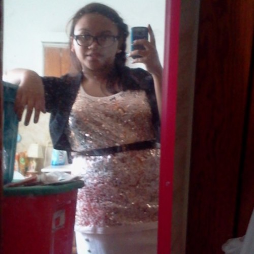 follow me on instagram please @marcylol12