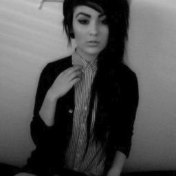 {BI,SINGLE} in a band,YOUR LAST CHANCE] ,i love all my followers,huge animal lover c:,