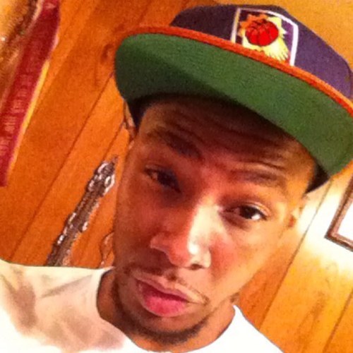 BeameUpBenji's profile picture. As of 11/18/12 @NICKIMINAJ RT me dream do come true thank u Jesus.As of 7/3/13 my wife @TEYANATAYLOR RT me