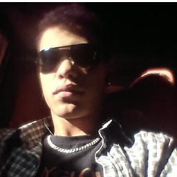 Jeferson Salles 
cantor/compositor 
21 anos
solteiro 
whats - (61) 9198-2885 
Instagram : JERFERSONSALES