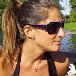 Pharmacien
Sportive handisport ski nautique et ski alpin