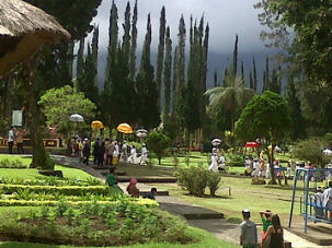 gfahrial's profile picture. Lucky