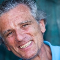 Prof de FLE, prof de profs de FLE, caricaturiste, dessinateur de presse http://t.co/eO4rZQTUen