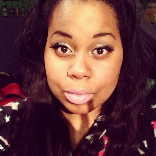 Canadian Girl;Proud Mother;22;Rocking Iphone5;Love Purple Everything;Sagittarius!
Instagram - CeeCee902