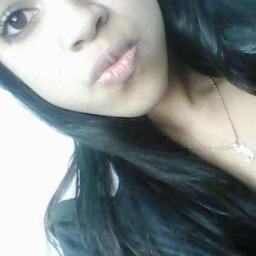 Nada melhor do que derrubar com um sorriso, quem um dia te machucou com uma lágrima. *--*