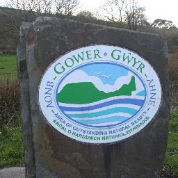 Providing information about things to do in #Gower and reviews/photos of events and local celebrities as well as good old gossip